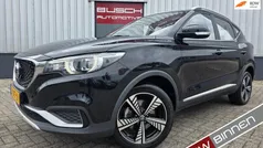 Zwart Gebruikt 2020 MG ZS Luxury Sedan | € 14.995 (Eerlijke prijs)