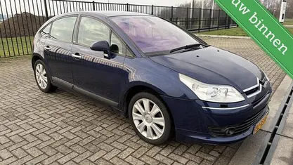 Blauw Occasion 2005 Citroën C4 Exclusive Hatchback | € 1.250 (Eerlijke prijs)