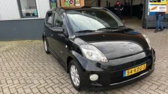 Zwart Gebruikt 2009 Daihatsu Sirion Hatchback | € 4.250 (Eerlijke prijs)
