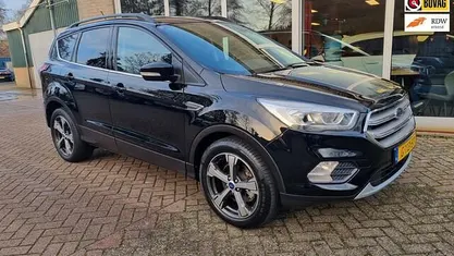 Occasion 2018 Ford Kuga Vignale SUV | € 17.950 (Eerlijke prijs)