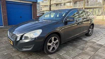 Gebruikt 2011 Volvo V60 R-Design Stationwagen | € 3.993 (Super prijs)