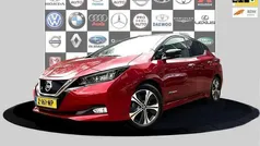 Rood, metallic lak Gebruikt 2020 Nissan Leaf Tekna Hatchback | € 14.400 (Eerlijke prijs)