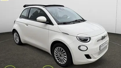 Wit Gebruikt 2023 Fiat 500C Cabriolet | € 21.595 (Eerlijke prijs)