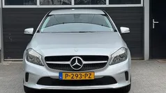 Grijs Gebruikt 2017 Mercedes A180 Prestige Hatchback | € 14.950 (Eerlijke prijs)