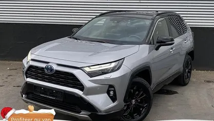 Gebruikt 2024 Toyota RAV4 Hybrid SUV | € 46.900 (Eerlijke prijs)