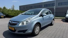 Gebruikt 2009 Opel Corsa Essentia Hatchback | € 1.999 (Super prijs)