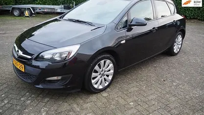 Occasion 2014 Opel Astra Hatchback | € 6.250 (Eerlijke prijs)
