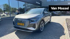 Grijs Gebruikt 2021 Audi Q4 e-tron Sport SUV | € 36.900 (Super prijs)