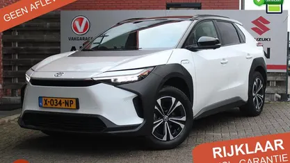Occasion 2023 Toyota bZ4X Business Edition SUV | € 29.950 (Goede deal)