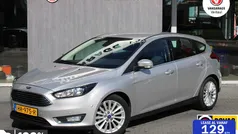 Grijs Gebruikt 2016 Ford Focus Titanium Hatchback | € 9.495 (Eerlijke prijs)