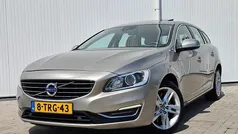 Grijs Gebruikt 2014 Volvo V60 Summum Stationwagen | € 7.850 (Eerlijke prijs)