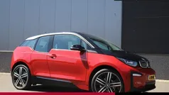 Rood Gebruikt 2019 BMW i3 Executive Hatchback | € 18.440 (Eerlijke prijs)