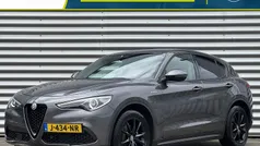 Grijs, metallic lak Gebruikt 2020 Alfa Romeo Stelvio Super SUV | € 37.840 (Goede deal)