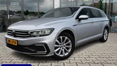Grijs Gebruikt 2021 VW Passat Business Stationwagen | € 21.900 (Goede deal)