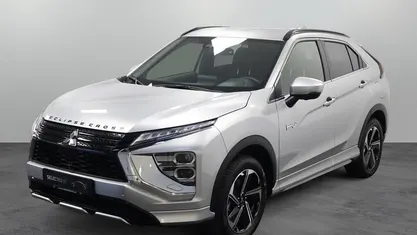 Gebruikt 2023 Mitsubishi Eclipse Cross Instyle SUV | € 27.945 (Eerlijke prijs)