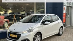 Wit Gebruikt 2018 Peugeot 208 Hatchback | € 7.850 (Eerlijke prijs)