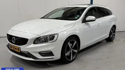 Occasion 2018 Volvo V60 Stationwagen | € 19.945 (Super prijs)