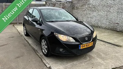 Zwart Gebruikt 2010 Seat Ibiza Ecomotive Hatchback | € 2.950 (Eerlijke prijs)