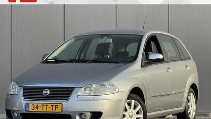 Grijs Gebruikt 2007 Fiat Croma Dynamic Hatchback | € 2.948 (Eerlijke prijs)