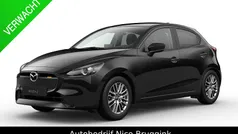 Zwart Gebruikt 2024 Mazda 2 Exclusive-Line Hatchback | € 24.950 (Eerlijke prijs)