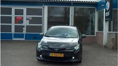 Zwart, metallic lak Gebruikt 2019 Toyota Corolla Hatchback | € 19.250 (Eerlijke prijs)