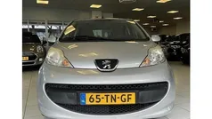 Grijs Gebruikt 2006 Peugeot 107 Hatchback | € 1.950 (Eerlijke prijs)