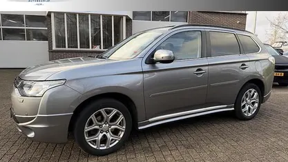 Gebruikt 2014 Mitsubishi Outlander Instyle SUV | € 10.985 (Eerlijke prijs)