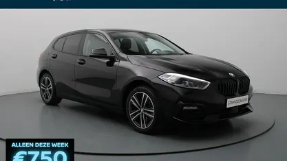 Zwart Gebruikt 2020 BMW 118 Executive Hatchback | € 20.990 (Eerlijke prijs)