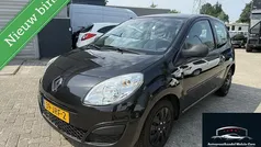 Gebruikt 2009 Renault Twingo Authentique Hatchback | € 1.850 (Eerlijke prijs)