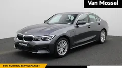 BMW 330e