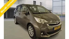 Bruin Gebruikt 2014 Toyota Verso-S Trend MPV | € 13.499 (Eerlijke prijs)