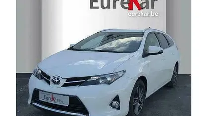 Occasion Toyota Auris 132 PK (97 kW) 2015 Wit Stationwagen