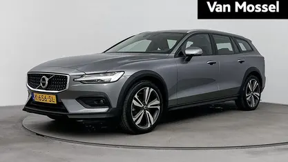 Occasion Volvo V60 CC Pro 251 PK (184 kW) 2021 Grijs Stationwagen