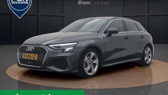 Grijs Gebruikt 2023 Audi A3 Sportback S-Line Hatchback | € 29.450 (Goede deal)