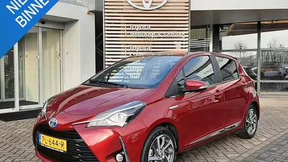 Occasion 2017 Toyota Yaris Hybrid Premium Hatchback | € 16.900 (Eerlijke prijs)