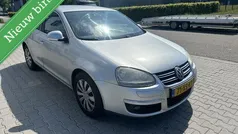Grijs Gebruikt 2007 VW Jetta Sportline Sedan | € 1.650 (Goede deal)