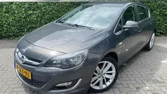 Gebruikt 2013 Opel Astra Sport Hatchback | € 7.250 (Eerlijke prijs)