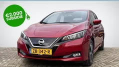 Rood, metallic lak Gebruikt 2019 Nissan Leaf N-Connecta Hatchback | € 10.499 (Super prijs)
