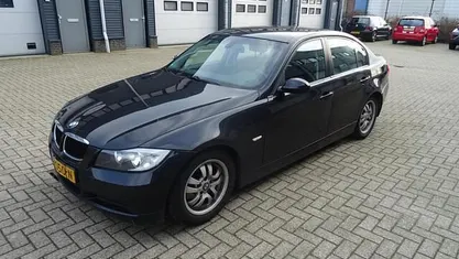 Occasion 2006 BMW 318 Sedan | € 1.295 (Super prijs)