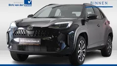 Zwart Nieuw 2025 Toyota Yaris Cross Team SUV | € 32.950 (Eerlijke prijs)