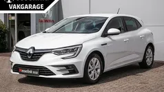Gebruikt 2021 Renault Mégane IV Zen Hatchback | € 18.400 (Eerlijke prijs)