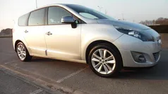 Grijs Gebruikt 2010 Renault Grand Scénic III MPV | € 3.750 (Eerlijke prijs)