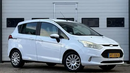Gebruikt 2016 Ford B-MAX Titanium MPV | € 11.735 (Eerlijke prijs)