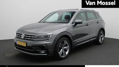 Gebruikt 2020 VW Tiguan Highline SUV | € 28.745 (Eerlijke prijs)