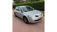 Grijs Gebruikt 2008 Renault Mégane III Business Hatchback | € 2.495 (Super prijs)