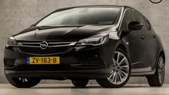 Zwart Gebruikt 2019 Opel Astra Sport Hatchback | € 10.945 (Eerlijke prijs)