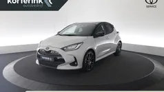 Grijs Gebruikt 2023 Toyota Yaris Hybrid Sport Hatchback | € 26.950 (Eerlijke prijs)