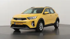 Geel Gebruikt 2021 Kia Stonic SUV | € 20.935 (Goede deal)