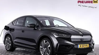 Zwart Gebruikt 2022 Skoda Enyaq iV RS SUV | € 37.890 (Eerlijke prijs)