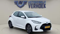Gebruikt 2024 Toyota Yaris Hatchback | € 21.900 (Eerlijke prijs)